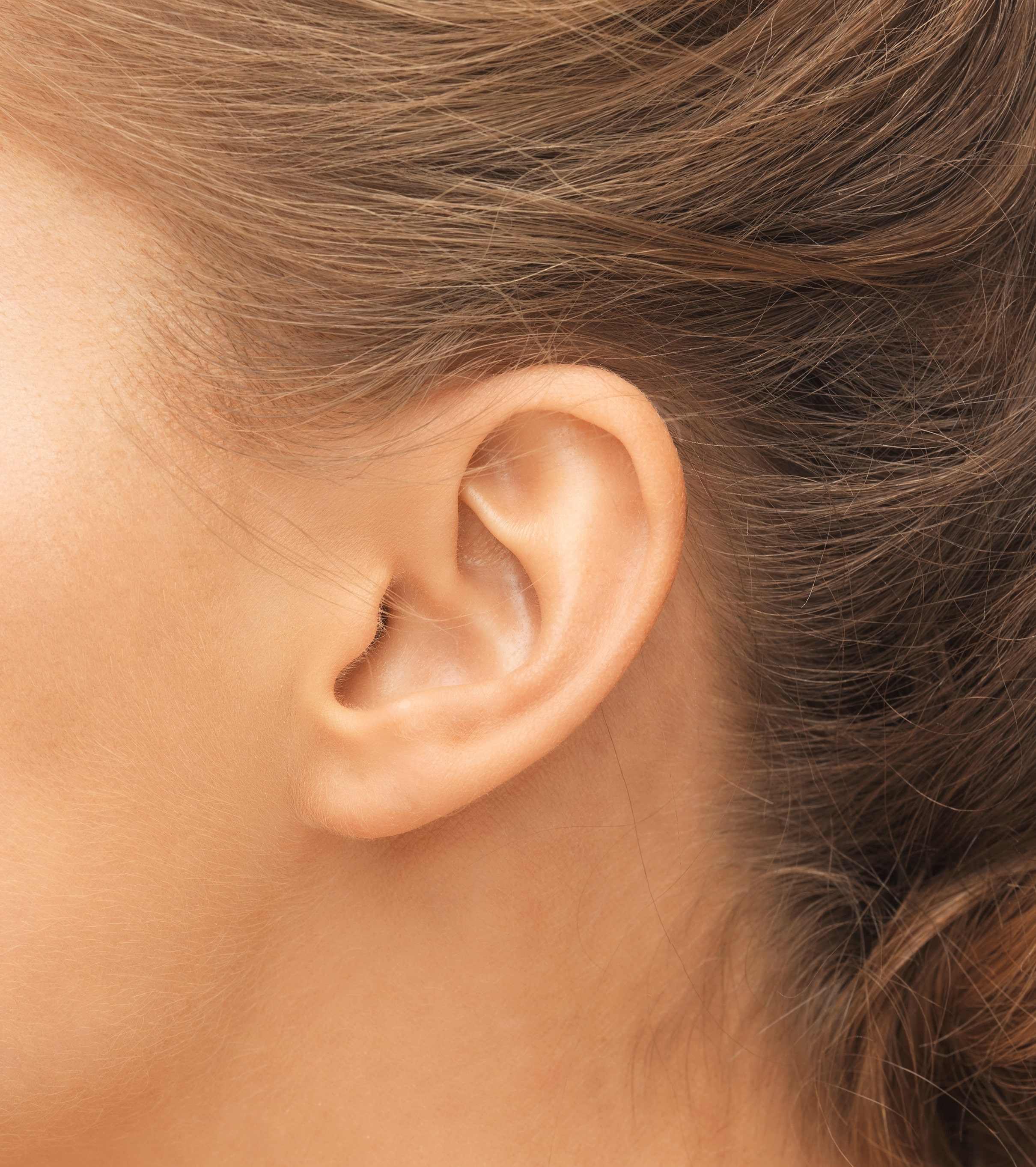 5 Questions People Ask Before an Earlobe Reconstruction Surgery